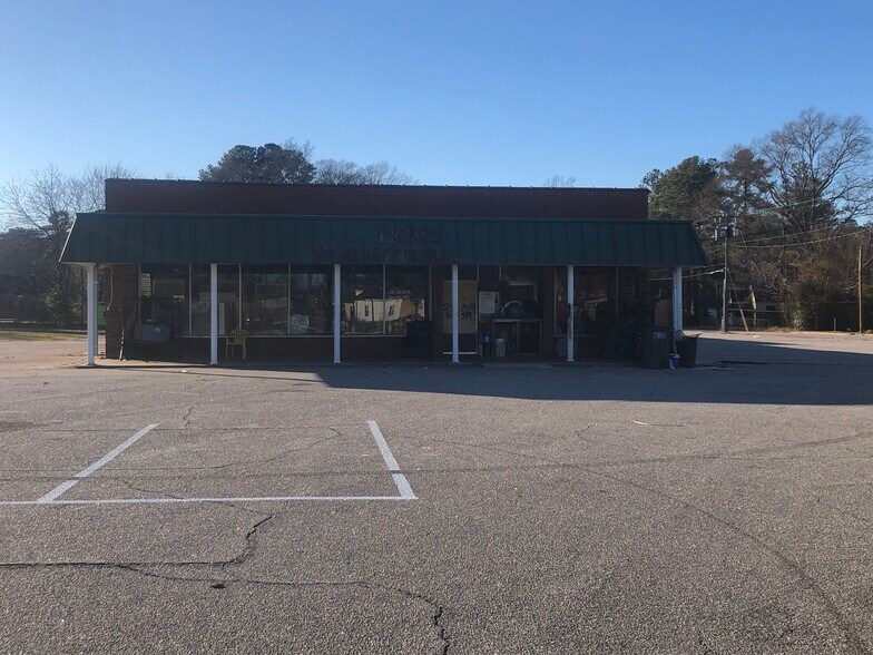 More Photos Of 601-729 Walnut St, Rocky Mount Unknown For Lease