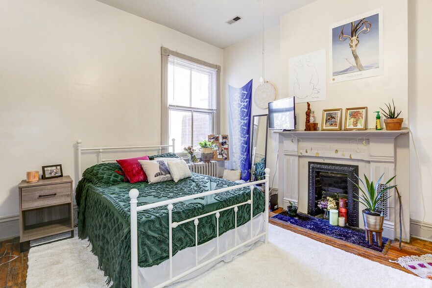 More Photos Of 1623 W Grace St, Richmond Apartments For Sale