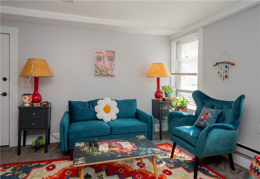 More Photos Of 130-132 Spring St, Newport Apartments For Sale