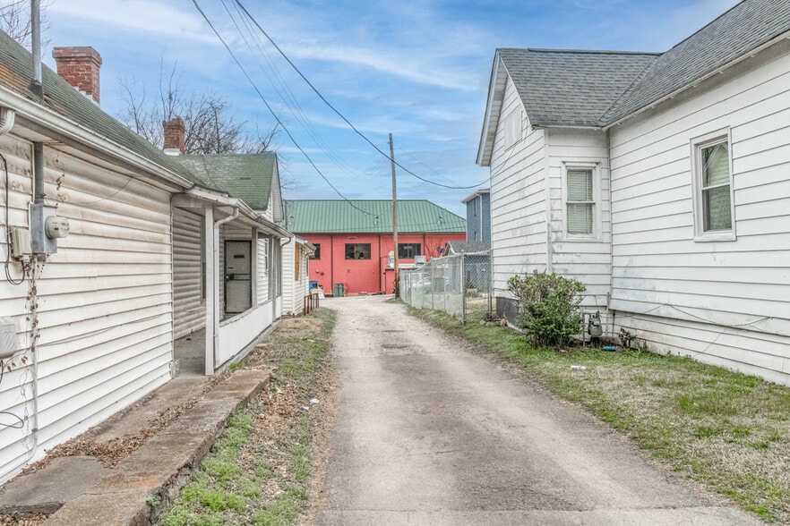 More Photos Of 1806 Meharry Blvd, Nashville Apartments For Sale