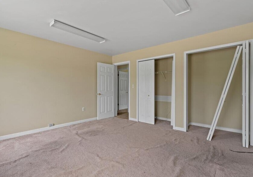 More Photos Of , Montgomery Office For Sale
