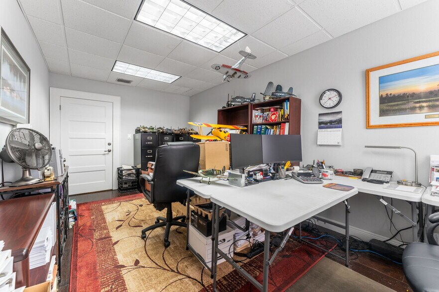 More Photos Of 337 S Plant Ave, Tampa Office Residential For Lease