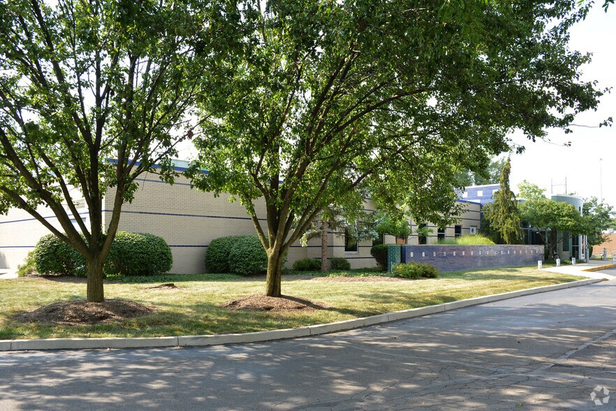 More Photos Of 1427 Business Center Ct, Dayton Medical For Lease