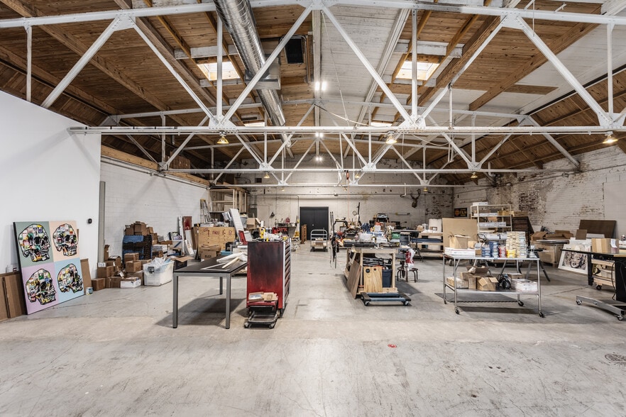More Photos Of 4201 Millersville Rd, Indianapolis Research And Development For Lease