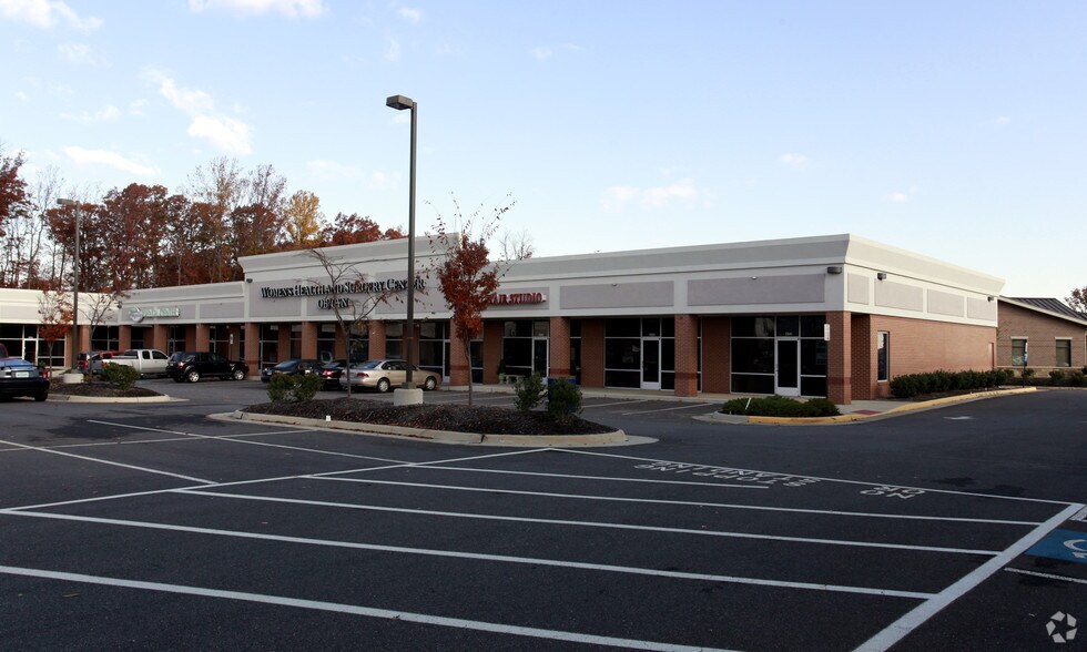 More Photos Of 2553 Cowan Blvd, Fredericksburg Medical For Lease
