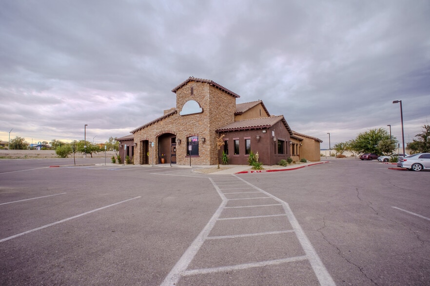 More Photos Of 891 De Marco Dr, Henderson Restaurant For Lease