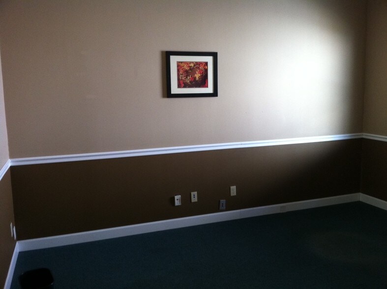 More Photos Of 2106 Plantside Dr, Louisville Office For Lease