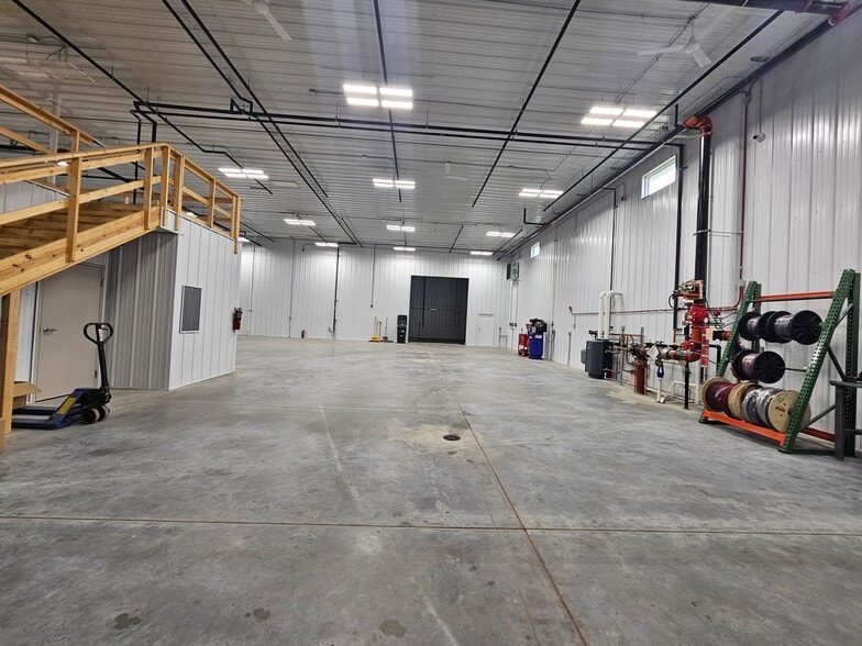 More Photos Of 26336 S Heritage Dr, Elwood Warehouse For Sale