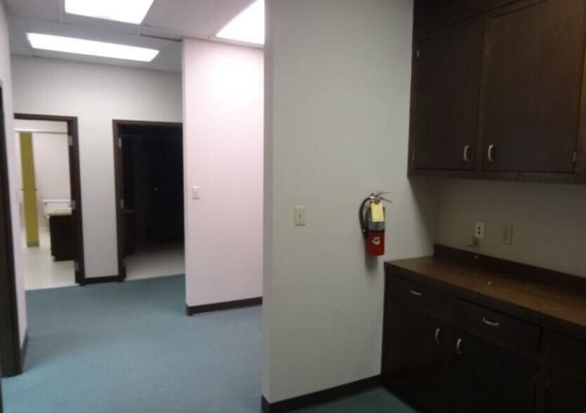 More Photos Of 310 Dick St, Fayetteville Office For Lease