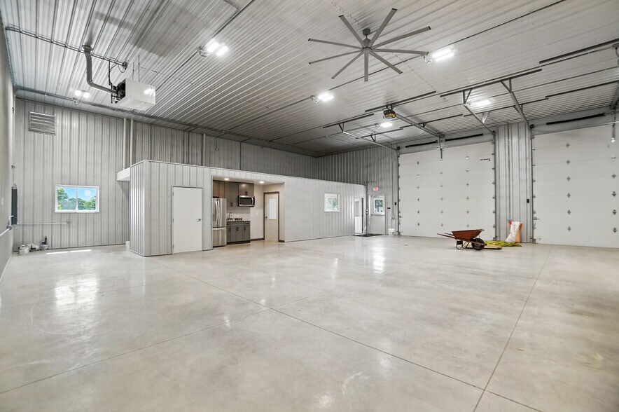 More Photos Of 126 Lotze St, Findlay Flex For Sale