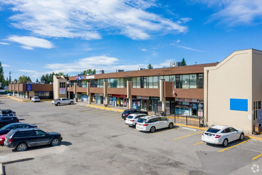 Primary Photo Of 523 Woodpark Blvd SW, Calgary Storefront For Lease