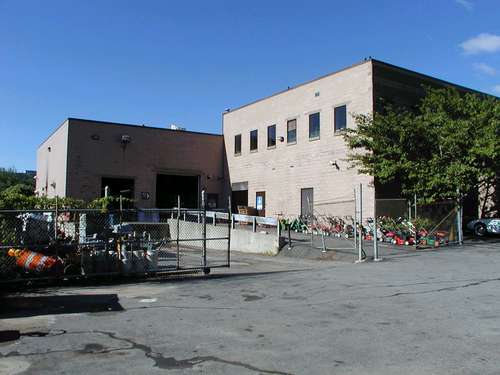 More Photos Of 188 Main St, Wilmington Freestanding For Lease