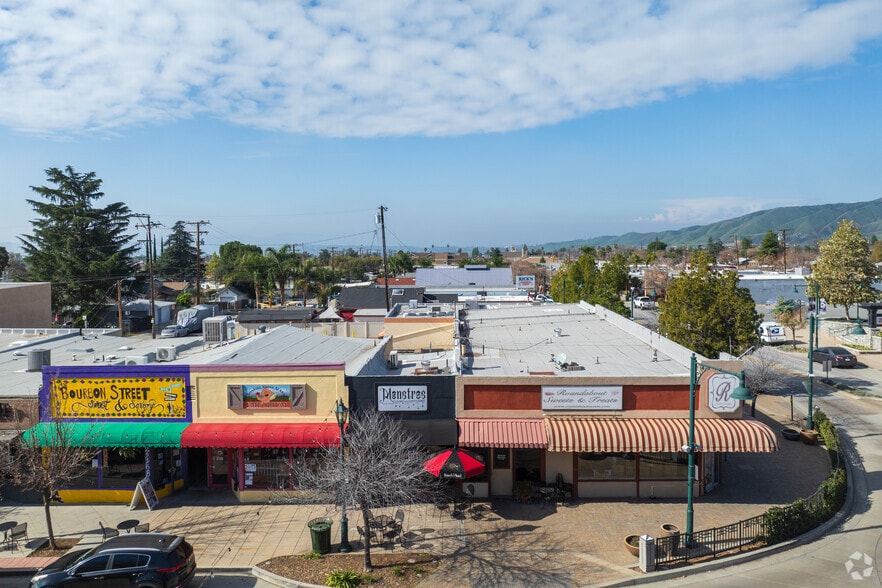 More Photos Of 12116-12128 California St, Yucaipa Storefront For Lease