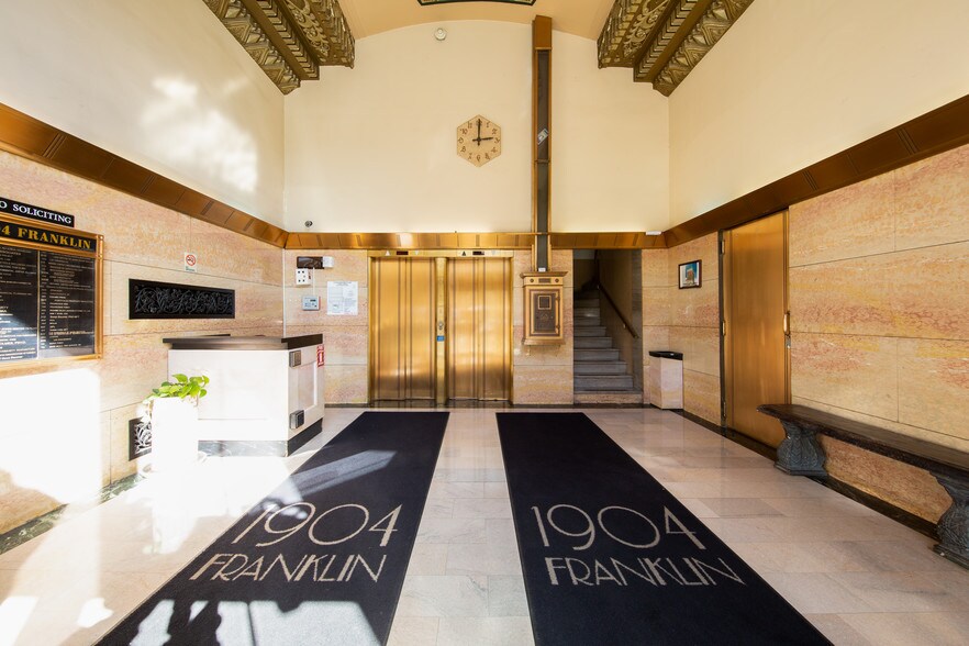 More Photos Of 1904 Franklin St, Oakland Office For Lease