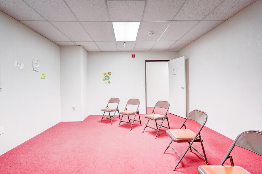 More Photos Of 950 S Central Ave, Compton Schools For Sale