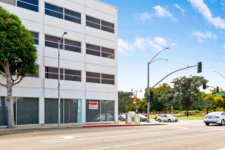More Photos Of 499 N Canon Dr, Beverly Hills Office Residential For Lease