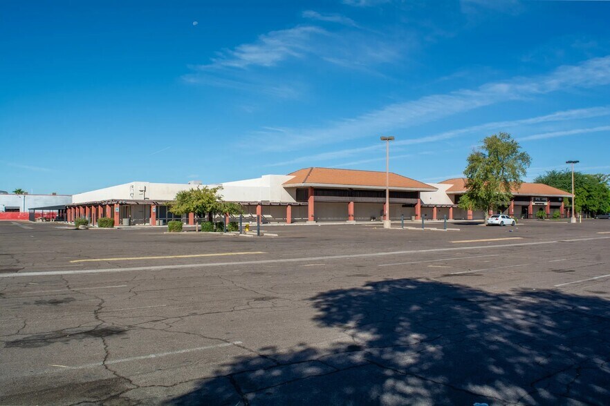 More Photos Of 1902-1940 E Main St, Mesa Storefront For Sale