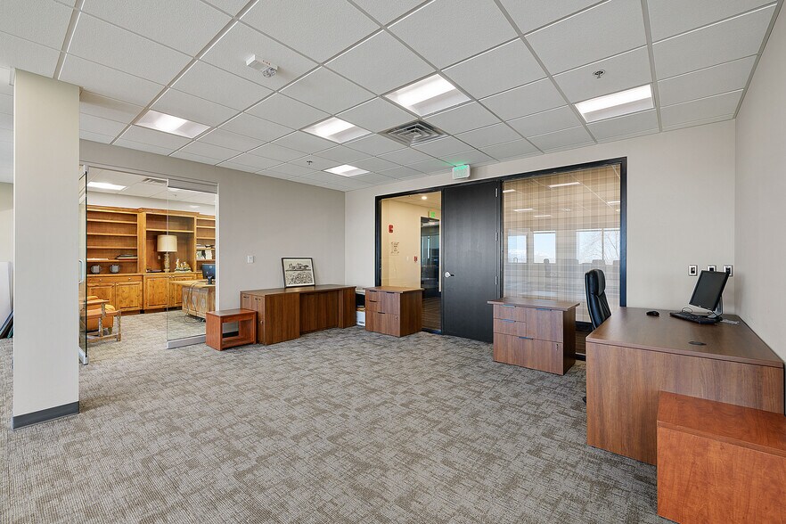 More Photos Of 6440 S Wasatch Blvd, Salt Lake City Office For Lease