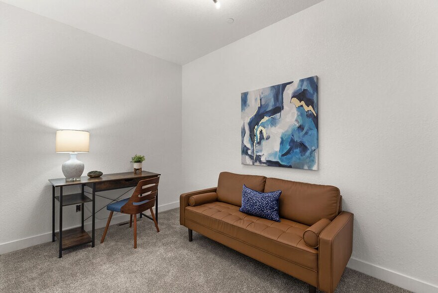 More Photos Of 201 S 8th St, Quincy Apartments For Sale