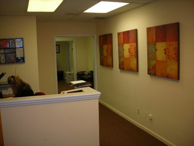 More Photos Of 22 Lawrence Ave, Smithtown Office For Lease