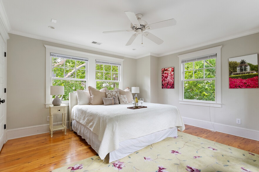 More Photos Of 196 Rutledge Ave, Charleston Specialty For Sale