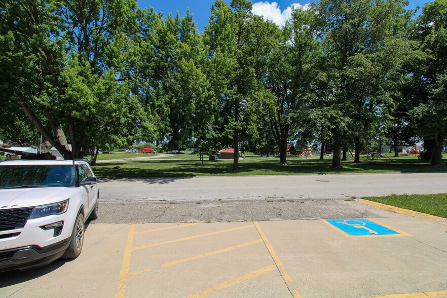More Photos Of 100 E 3rd St, Galva Office For Sale