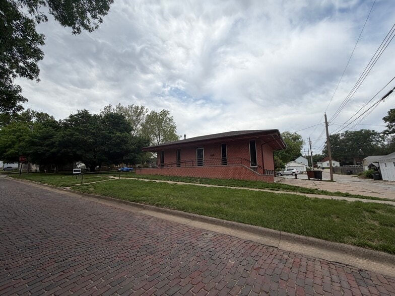 More Photos Of 205 N 13th St, Nebraska City Office For Sale