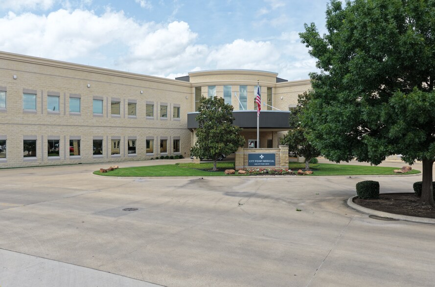 More Photos Of 4300 City Point Dr, North Richland Hills Medical For Lease