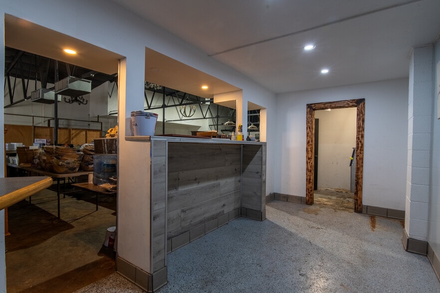 More Photos Of 2612 F St, Bakersfield Medical For Sale