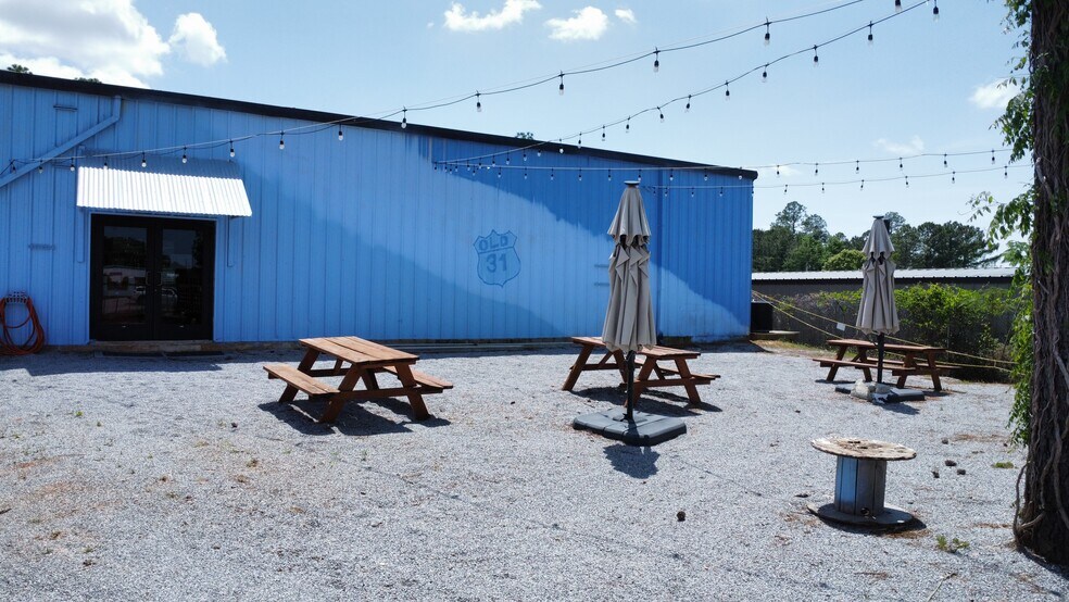 More Photos Of 11133 Old Highway 31, Spanish Fort General Retail For Sale