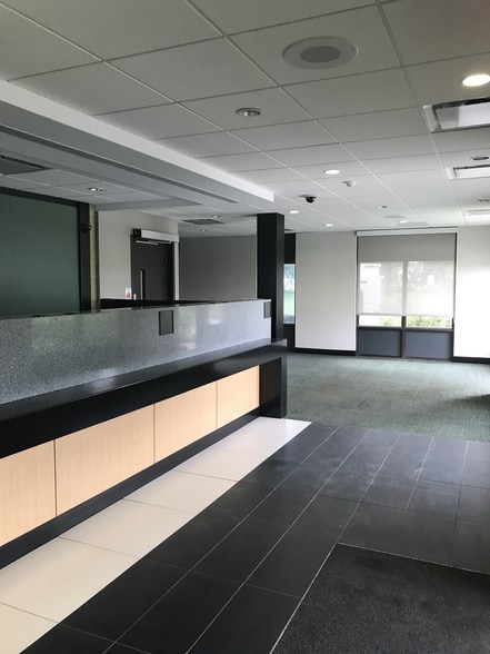 More Photos Of 942 Putney Rd, Brattleboro Bank For Sale