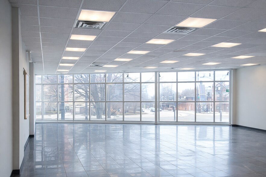 More Photos Of 7100-7128 S Yates Blvd, Chicago Unknown For Lease