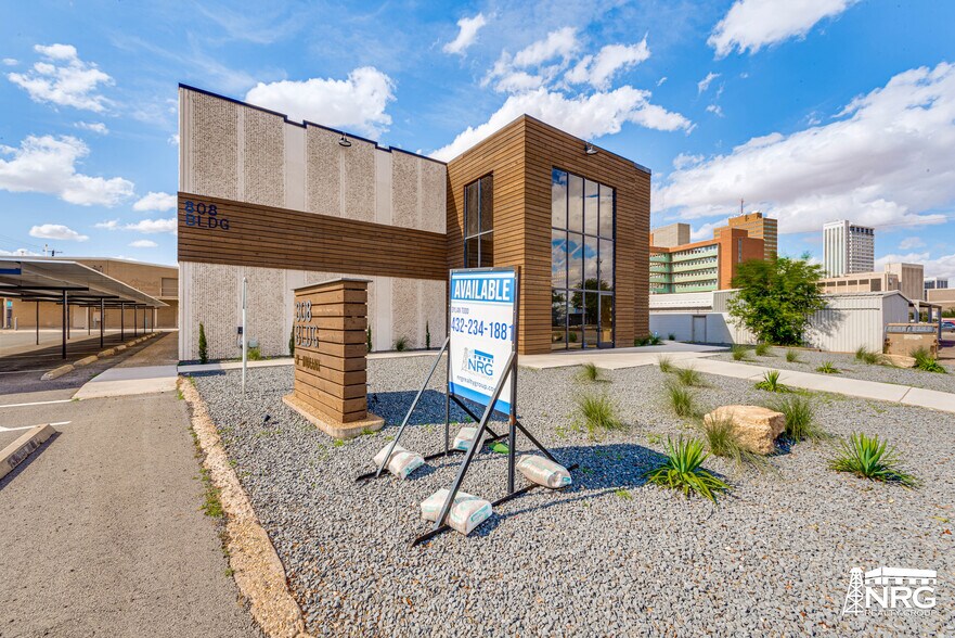 More Photos Of 808 W Indiana Ave, Midland Office For Lease