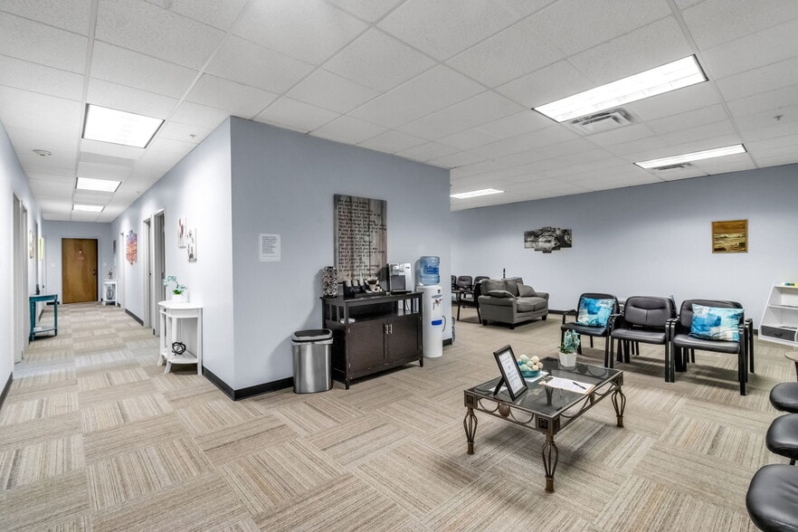 More Photos Of 2355 Union Rd, Cheektowaga Medical For Lease