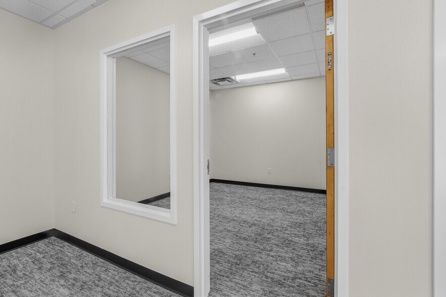 More Photos Of 2310 Charleston Regional Pky, Charleston Distribution For Lease