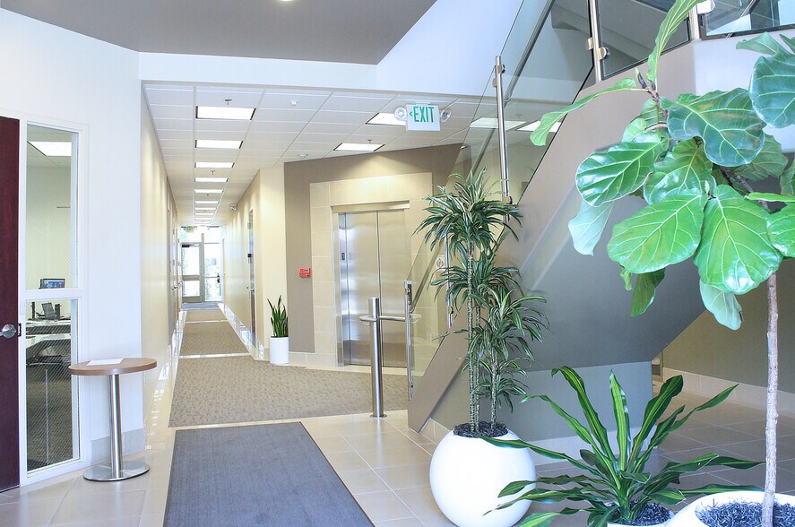 More Photos Of 12639 W Explorer Dr, Boise Office For Lease