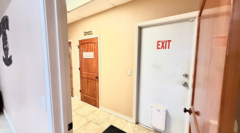 More Photos Of 14625 N Hollyhock Ave, Gardendale Warehouse For Sale