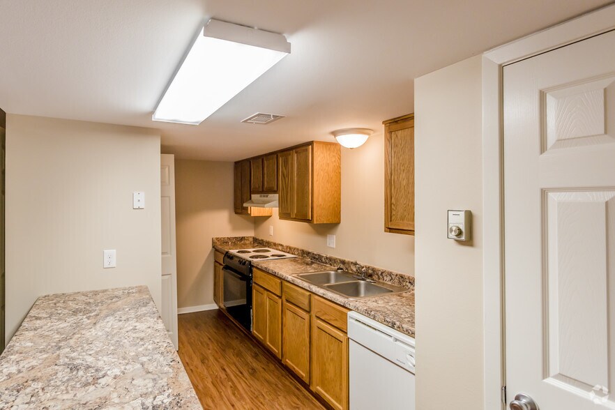 More Photos Of 1701 Skyline Dr, North Little Rock Multifamily For Sale