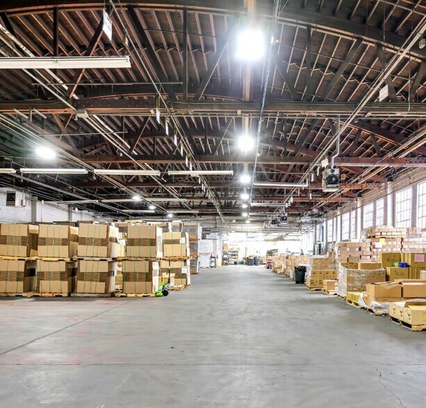 More Photos Of 1101-1107 W Elizabeth Ave, Linden Warehouse For Sale