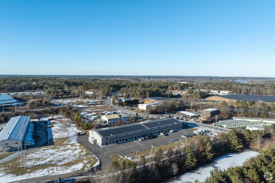 More Photos Of 1 Royson Dr, Kingston Warehouse For Lease