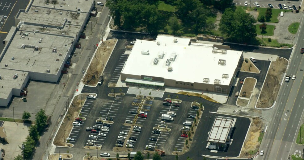 More Photos Of 5221 Brook Rd, Richmond General Retail For Sale