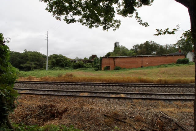 More Photos Of 304 S Cherokee Rd, Social Circle Flex For Sale