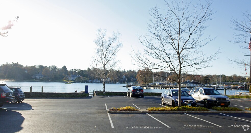 More Photos Of 660 Steamboat Rd, Greenwich Office For Lease