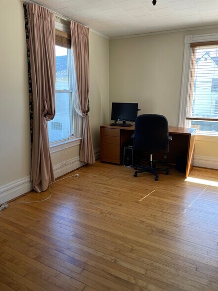 More Photos Of 120 Church Rd, Wexford Office For Lease