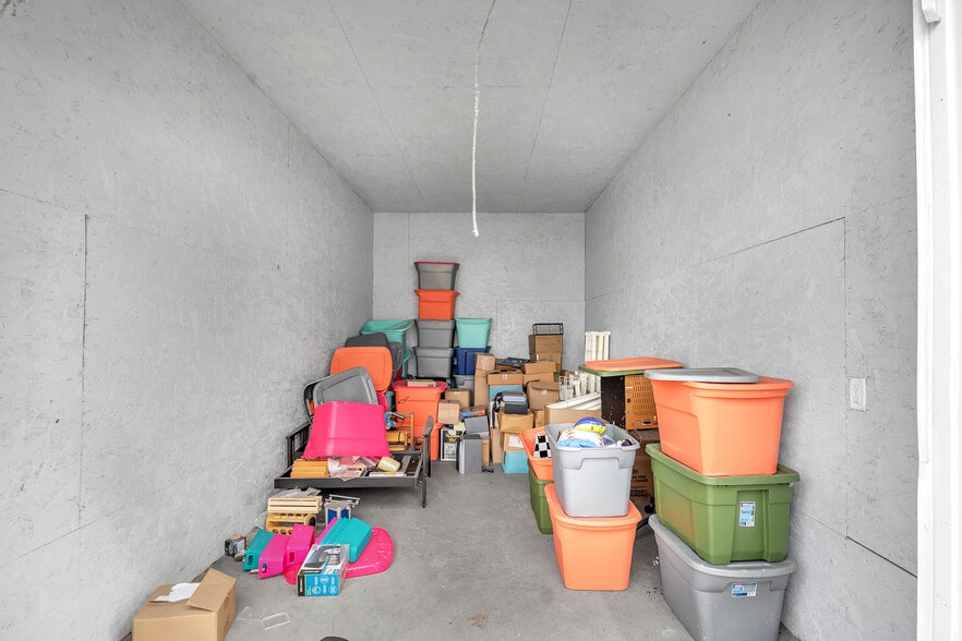More Photos Of , Elkhart Unknown For Sale