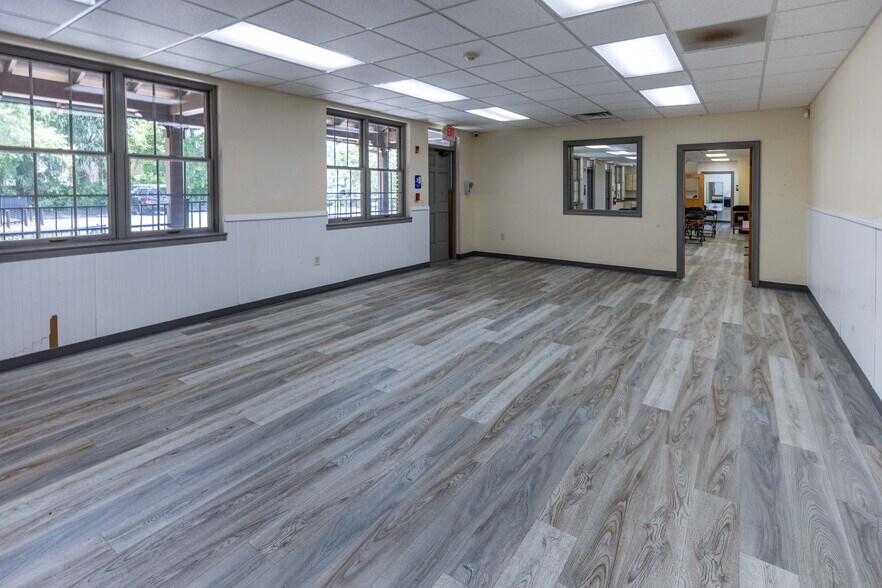 More Photos Of 1100 Stockton St, Jacksonville Religious Facility For Lease