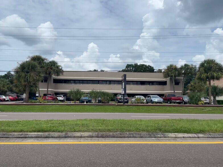 More Photos Of 4917 Ehrlich Rd, Tampa Office For Sale