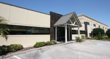 More Photos Of 1451 Global Ct, Sarasota Showroom For Lease