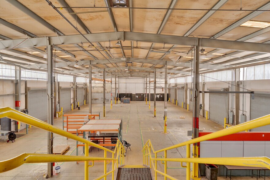 More Photos Of 2005 Riverside Dr, Chattanooga Industrial For Lease