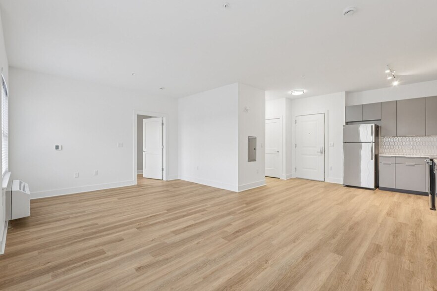 More Photos Of 10 W Westfield Ave W, Roselle Park Apartments For Lease